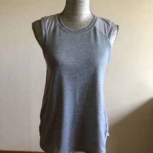 Athletic Works Grey Short Sleeve Workout Tank